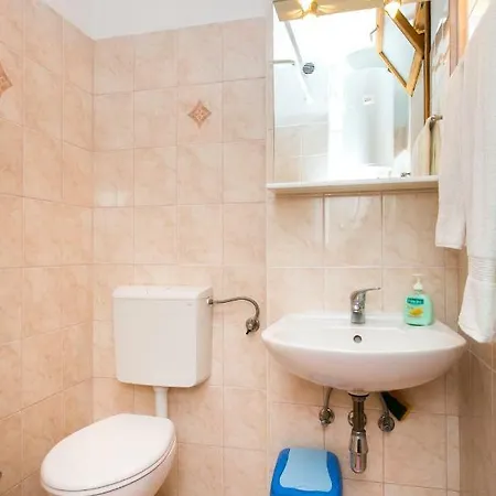 Avdic Penzion 3*